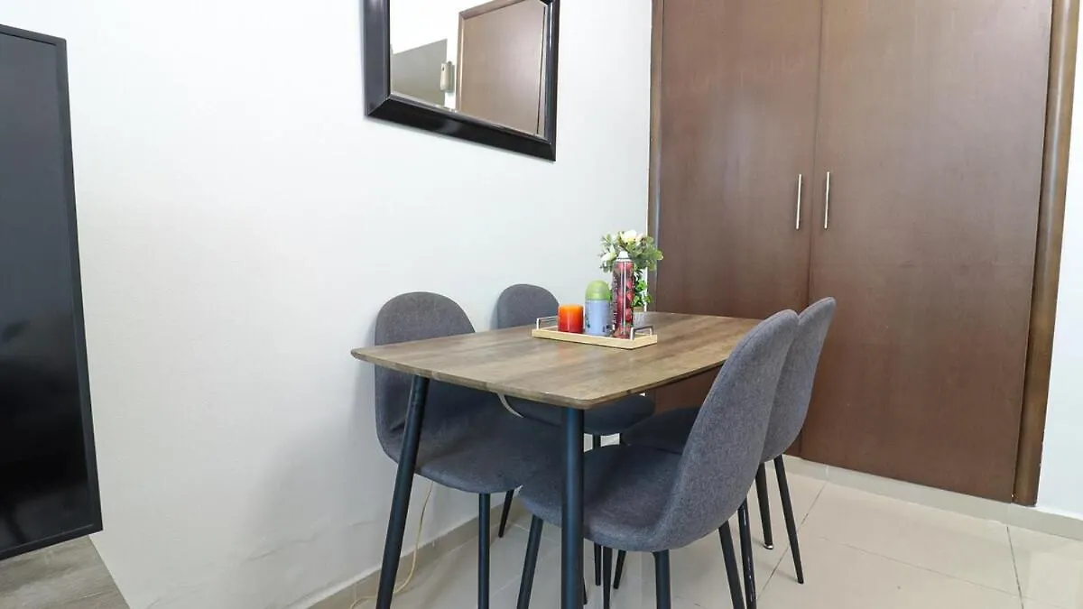 Elegant Studio Near Burj Khalifa Pool And Gym Dubai Appartement
