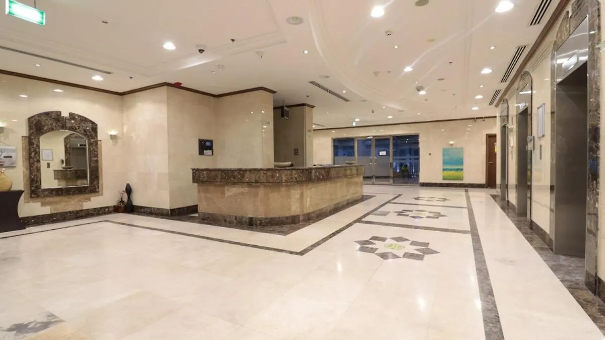 Elegant Studio Near Burj Khalifa Pool And Gym Dubai Apartment