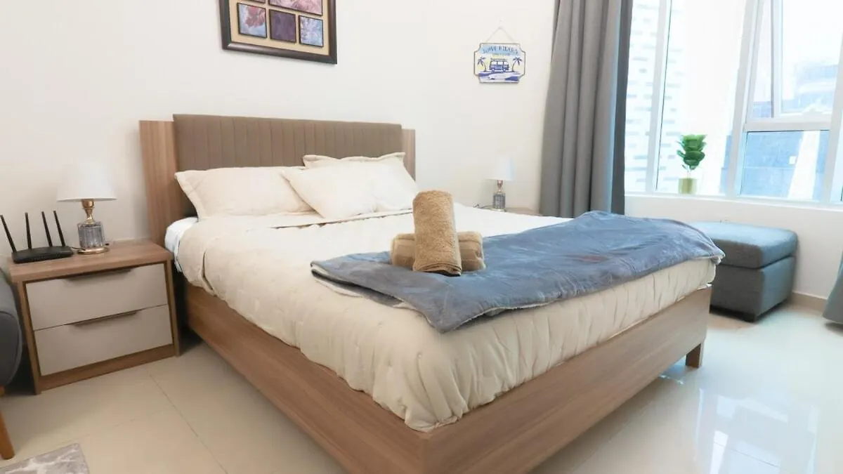 Elegant Studio Near Burj Khalifa Pool And Gym Dubai
